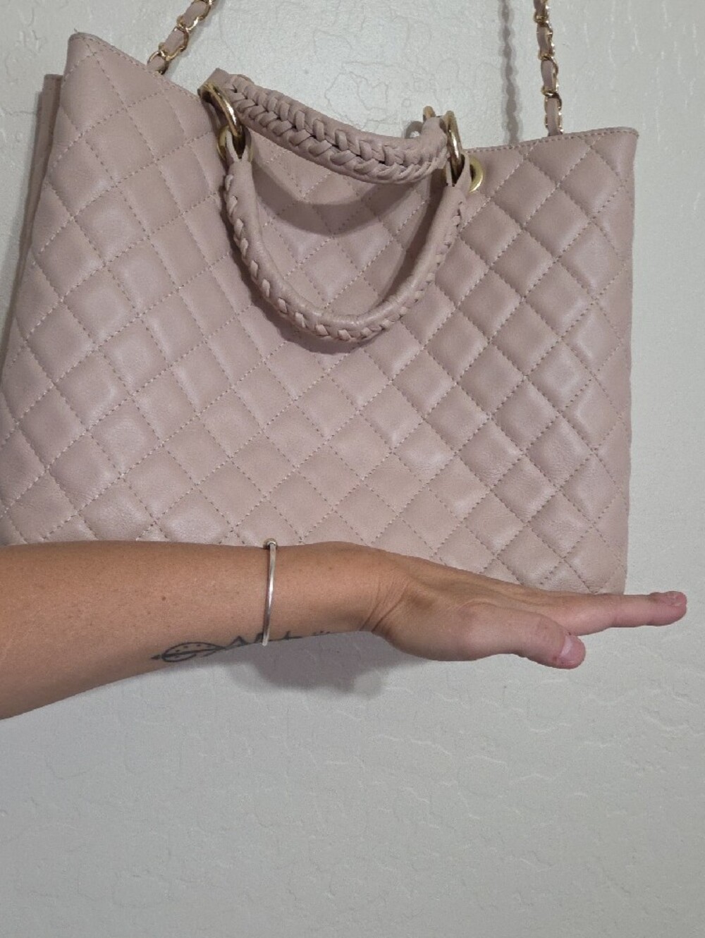 Italian Leather Quilted Bag Made in Italy Blush Pink Gold Chain Real Leather - Picture 11 of 12